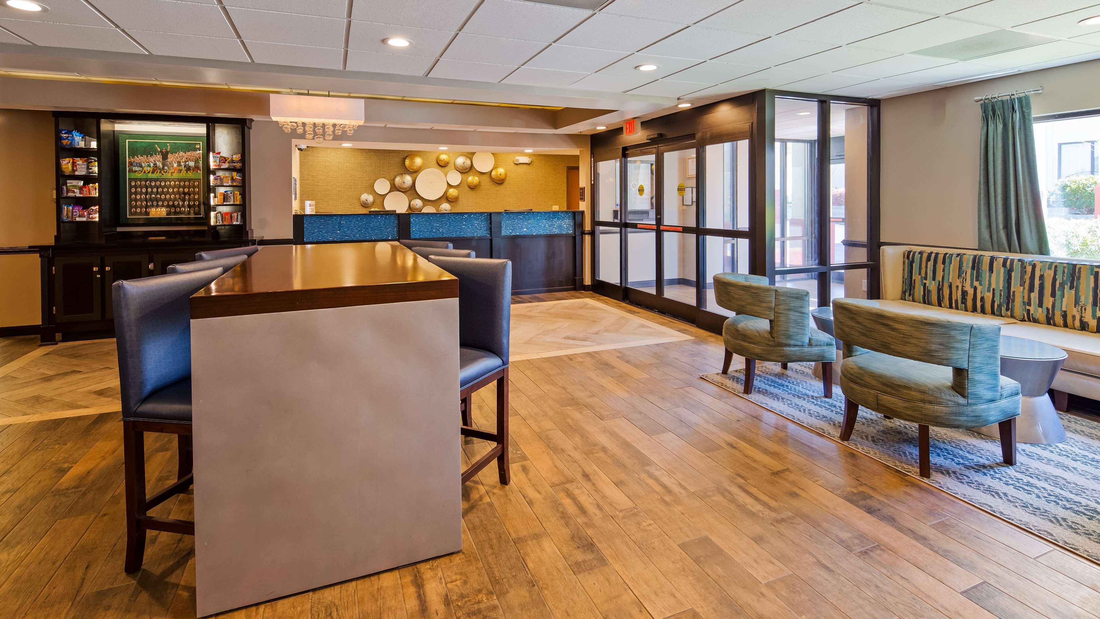 Best Western Augusta West Exterior foto