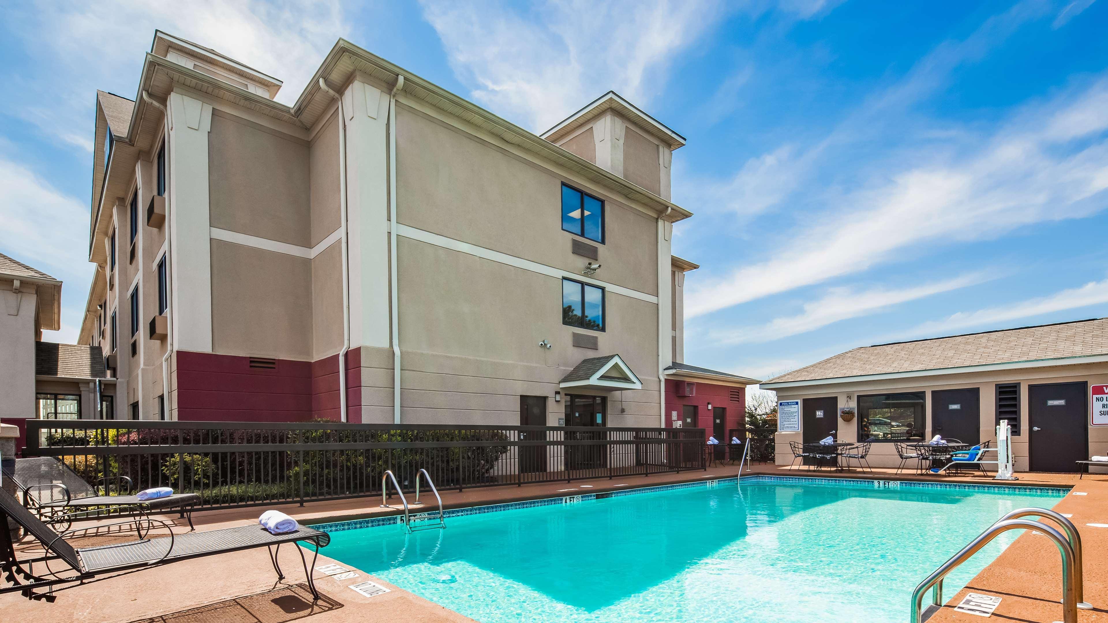 Best Western Augusta West Exterior foto
