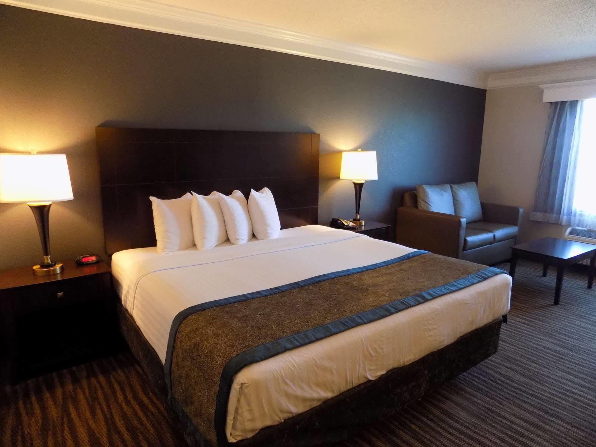 Best Western Augusta West Exterior foto