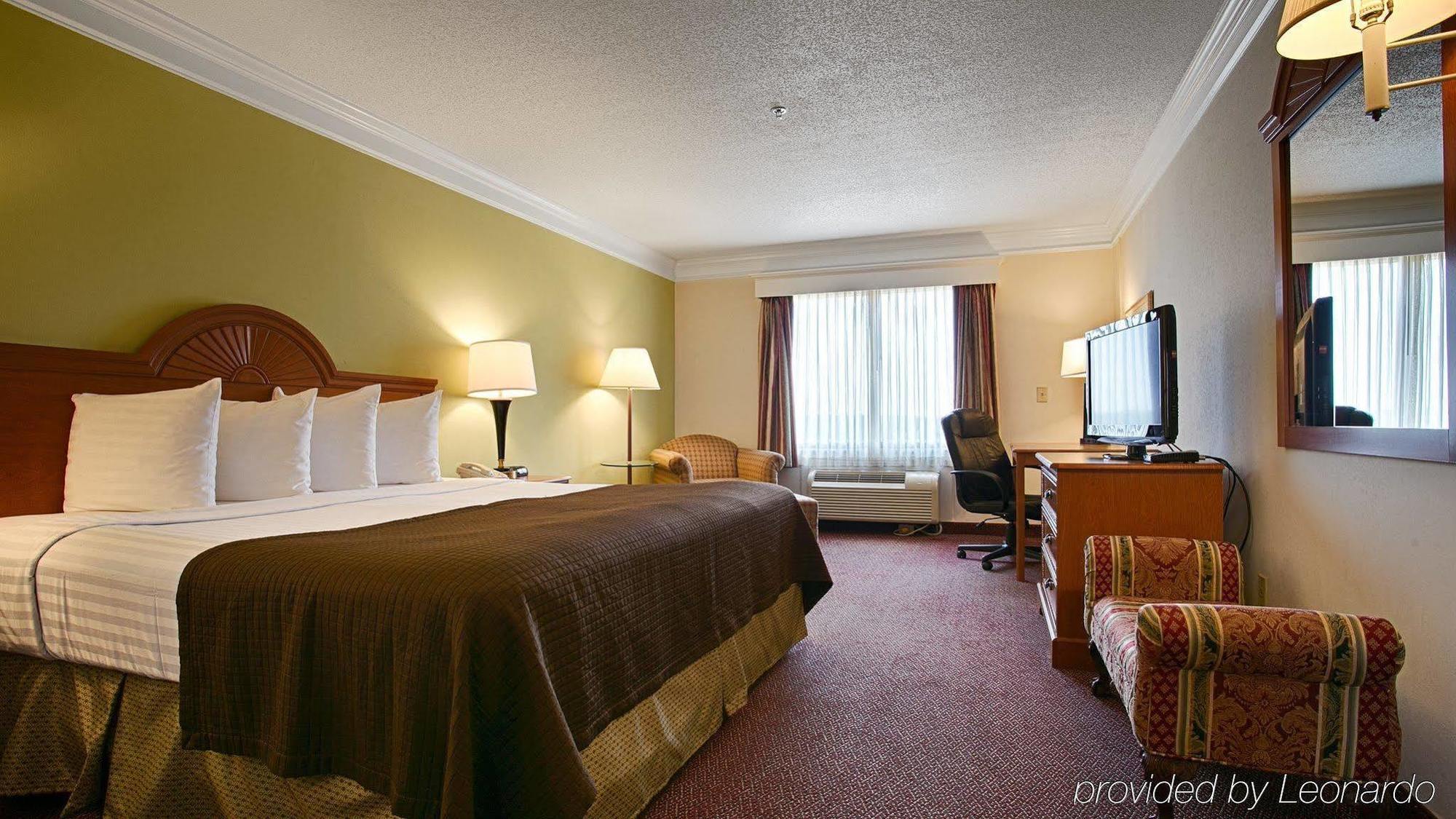 Best Western Augusta West Exterior foto